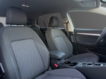 Volkswagen golf viii 1.5 e-tsi - 16v turbo hybrid mild hybride life plus 150 sièges chauffant volant chauffant caméra de......