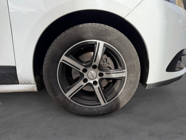 Renault scenic iii dci 95 fap eco2 authentique/entretien a jour occasion paris 17ème (75)(porte maillot) simplicicar...