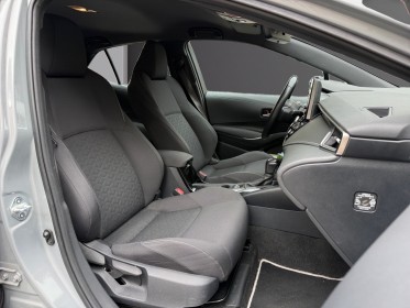 Toyota corolla pro hybride my20 122h dynamic business/apple carplay/entretien a jour/garantie 12 mois occasion paris 17ème...