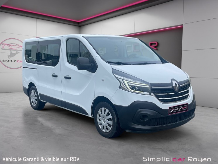 Renault trafic 2.0 dci 145 ch energy bv 6 rapports zen 9 places occasion simplicicar royan simplicicar simplicibike france