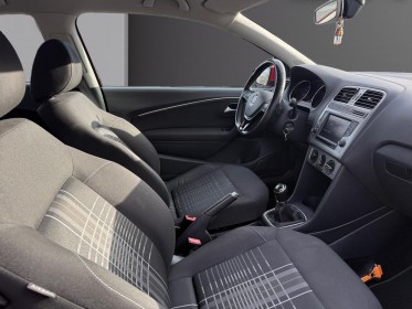 Volkswagen polo 1.0 60 série spéciale lounge ecran multifonction rÉgulateur adaptatif jantes alu  garantie 12 mois...