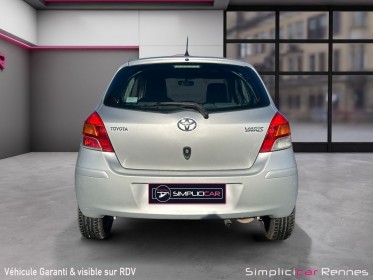 Toyota yaris in stop  start 100ch vvt-i , régulateur de vitesse... occasion simplicicar rennes simplicicar simplicibike france