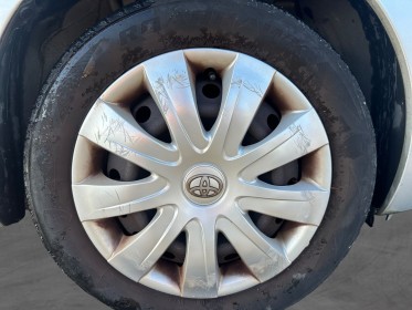 Toyota yaris in stop  start 100ch vvt-i , régulateur de vitesse... occasion simplicicar rennes simplicicar simplicibike france