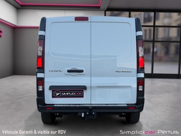 Renault trafic cabine approfondie l2h1 3000 kg blue dci 150 edc grand confort cabine approfondie attelage vitres teintées......