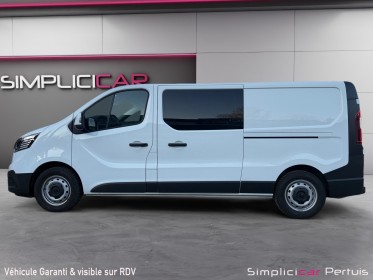 Renault trafic cabine approfondie l2h1 3000 kg blue dci 150 edc grand confort cabine approfondie attelage vitres teintées......