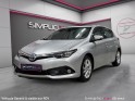 Toyota auris hybride 136h dynamic - garantie 12 mois occasion simplicicar brest simplicicar simplicibike france
