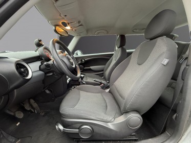 Mini  mini one 1.4 i 16v 75 cv hatch occasion simplicicar meaux simplicicar simplicibike france