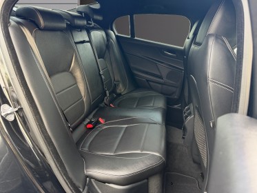 Jaguar xe xe 2.0 d - 180 ch bva r-sport occasion simplicicar labarthe simplicicar simplicibike france