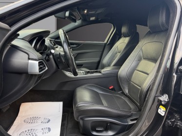 Jaguar xe xe 2.0 d - 180 ch bva r-sport occasion simplicicar labarthe simplicicar simplicibike france