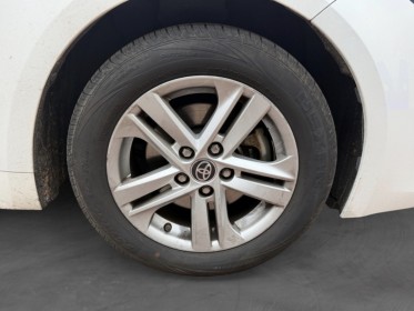 Toyota corolla hybride 180h dynamic business suivi complet carplay garantie 12 mois occasion simplicicar le raincy...