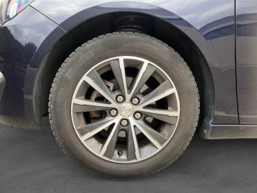 Peugeot 308 sw 1.2 puretech 130ch ss bvm6 allure courroie changée 2025 occasion simplicicar la ciotat simplicicar...