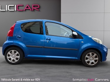 Peugeot 107 1.0e 12v 68ch blue lion urban move occasion cannes (06) simplicicar simplicibike france