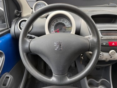 Peugeot 107 1.0e 12v 68ch blue lion urban move occasion cannes (06) simplicicar simplicibike france