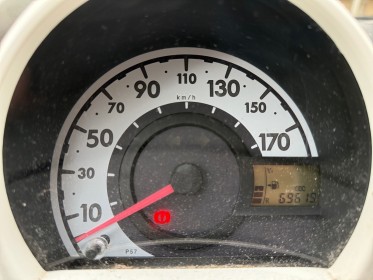 Peugeot 107 1.0e 12v 68ch blue lion urban move occasion cannes (06) simplicicar simplicibike france