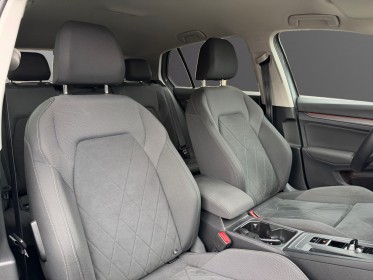 Volkswagen golf viii 1,5 etsi mild hybrid 130 style demarrage sans clé  carplay sièges ergo active chargeur induction......