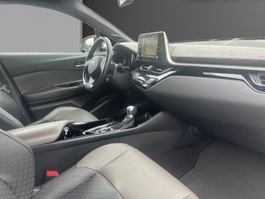 Toyota c-hr hybride my20 2.0l distinctive, entretient toyota, garantie 12 mois, carplay, détecteur angle mort occasion...