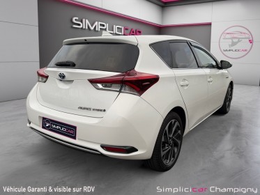 Toyota auris rc18 hybride 136h design occasion champigny-sur-marne (94) simplicicar simplicibike france