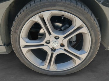 Renault clio iv 1.2 tce 120ch energy / finition gt-line / caméra de recul / occasion réunion ville st pierre simplicicar...