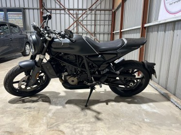 Husqvarna svartpilen 701 occasion réunion ville st pierre simplicicar simplicibike france