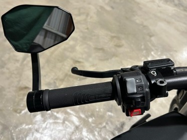 Husqvarna svartpilen 701 occasion réunion ville st pierre simplicicar simplicibike france