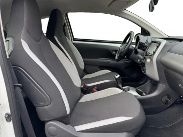 Toyota aygo 1.0 vvt-i x-play - garantie 12 mois occasion simplicicar brie-comte-robert simplicicar simplicibike france