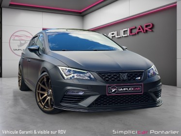 Seat leon cupra 2.0 tsi 300ch dsg6 / covering gris matte/ toit ouvrant occasion simplicicar pontarlier auto  simplicicar...