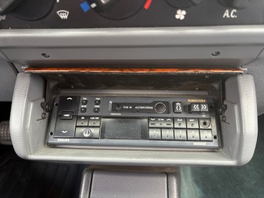 Renault clio 1.4 baccara a - youngtimer occasion simplicicar arras  simplicicar simplicibike france