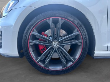 Volkswagen golf 2.0 tsi 220 bluemotion technology dsg6 gti - garantie 12 mois occasion parc voitures beauvais simplicicar...