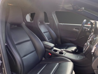 Mercedes gla 200 d 7-g dct starlight edition pack amg carplay caméra de recul hayon électrique garantie 12 mois occasion...