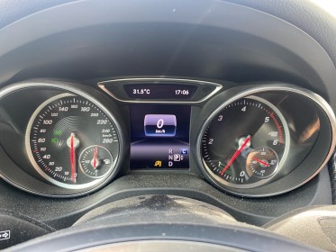 Mercedes gla 200 d 7-g dct starlight edition pack amg carplay caméra de recul hayon électrique garantie 12 mois occasion...