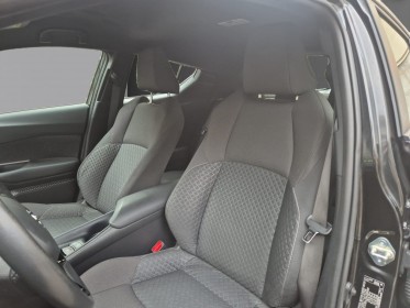 Toyota c-hr hybride pro my23 1.8l dynamic business  programme beyond zero academy occasion paris 17ème (75)(porte maillot)...