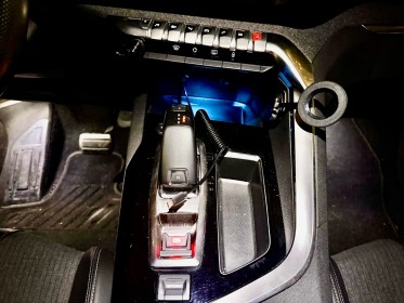 Peugeot 3008 1.6 thp 165ch ss eat6 gt line/entretiens a jour/ct ok/etat impeccable/garantie 12 mois occasion paris 17ème...