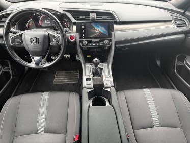 Honda civic 2018 1.5 i-vtec 182 sport plus/caméra de recul/toit panoramique/sièges chauffants/amortisseur...