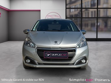 Peugeot 208 82ch bvm5 style bluetooth climatisation radar de recul garantie 12 mois occasion simplicicar poitiers simplicicar...