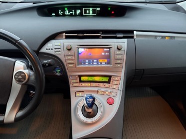 Toyota prius 1.8l 136 ch hybrid life occasion simplicicar st-maximin simplicicar simplicibike france