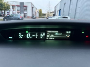 Toyota prius 1.8l 136 ch hybrid life occasion simplicicar st-maximin simplicicar simplicibike france