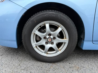 Toyota prius 1.8l 136 ch hybrid life occasion simplicicar st-maximin simplicicar simplicibike france