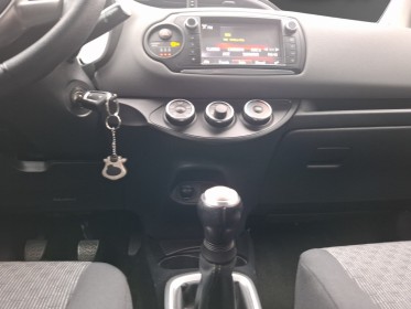 Toyota yaris 69 vvt-i active occasion simplicicar velay simplicicar simplicibike france