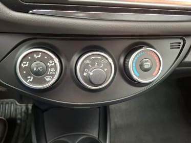 Toyota yaris 69 vvt-i active occasion simplicicar velay simplicicar simplicibike france