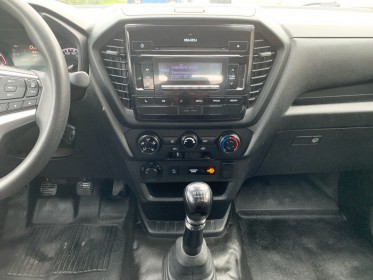 Isuzu d-max n60 1.9 164 ch 4x4 climatisation/franchissement de lignes garantie 12 mois occasion simplicicar perpignan ...