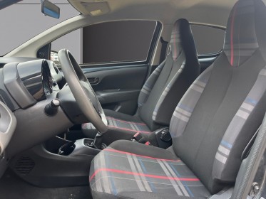 Peugeot 108 1.0 vti 68ch/moteur a chaine/garantie 12 mois occasion simplicicar salon de provence simplicicar simplicibike...