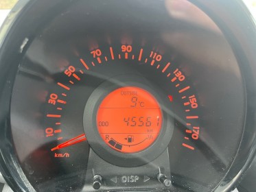 Peugeot 108 1.0 vti 68ch/moteur a chaine/garantie 12 mois occasion simplicicar salon de provence simplicicar simplicibike...