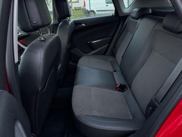 Opel astra 1.4 turbo 120 ch cosmo - garantie 12 mois - led ambiance intérieure occasion simplicicar brie-comte-robert...