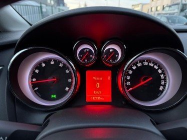 Opel astra 1.4 turbo 120 ch cosmo - garantie 12 mois - led ambiance intérieure occasion simplicicar brie-comte-robert...