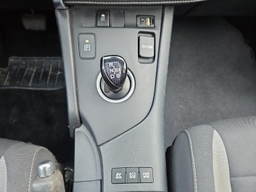 Toyota auris hybride 136h dynamic occasion simplicicar velay simplicicar simplicibike france