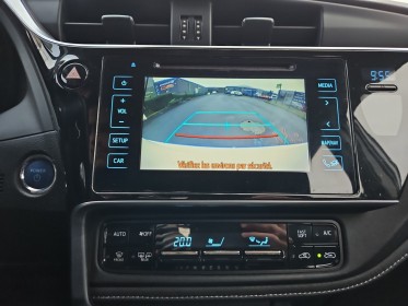 Toyota auris hybride 136h dynamic occasion simplicicar velay simplicicar simplicibike france