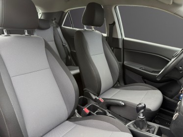 Hyundai i20 1.0 t-gdi 100 initia climatisation bluetooth garantie 12 mois occasion simplicicar toulouse sud simplicicar...