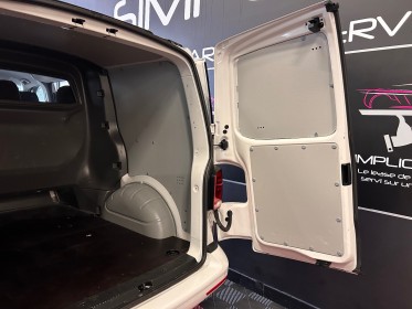 Volkswagen transporter 6.1 van l1h1 2.0 tdi 204 dsg7 edition occasion  simplicicar aix les bains simplicicar simplicibike...