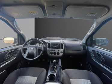 Ford  maverick  2.3 i 16v break 150cv entretiens ford occasion simplicicar meaux simplicicar simplicibike france