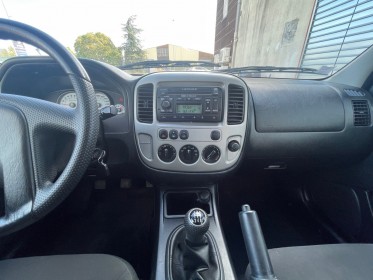 Ford  maverick  2.3 i 16v break 150cv entretiens ford occasion simplicicar meaux simplicicar simplicibike france